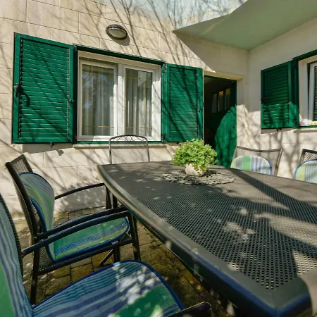 Vakantiehuis Holiday Dinko By Interhome Obrovac